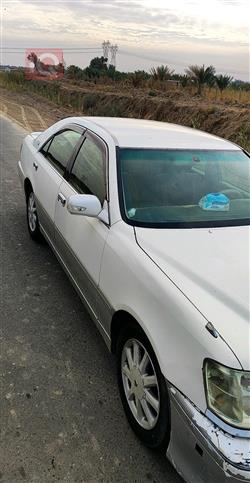 تۆیۆتا کراون